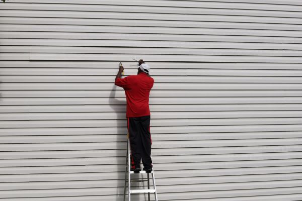 Professional Loose Siding Repair
